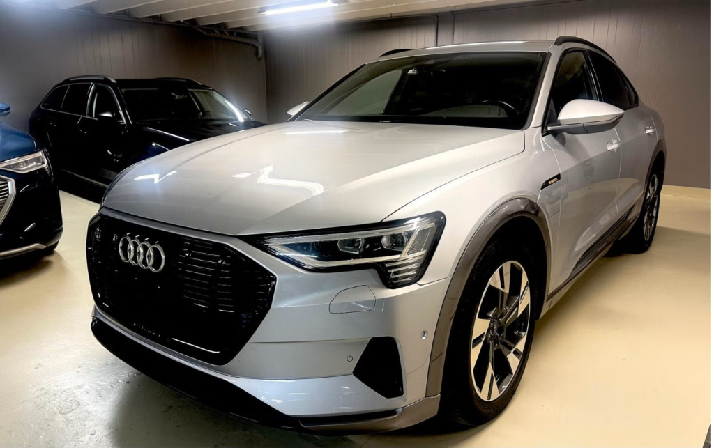 AUDI E-TRON S SPORTBACK