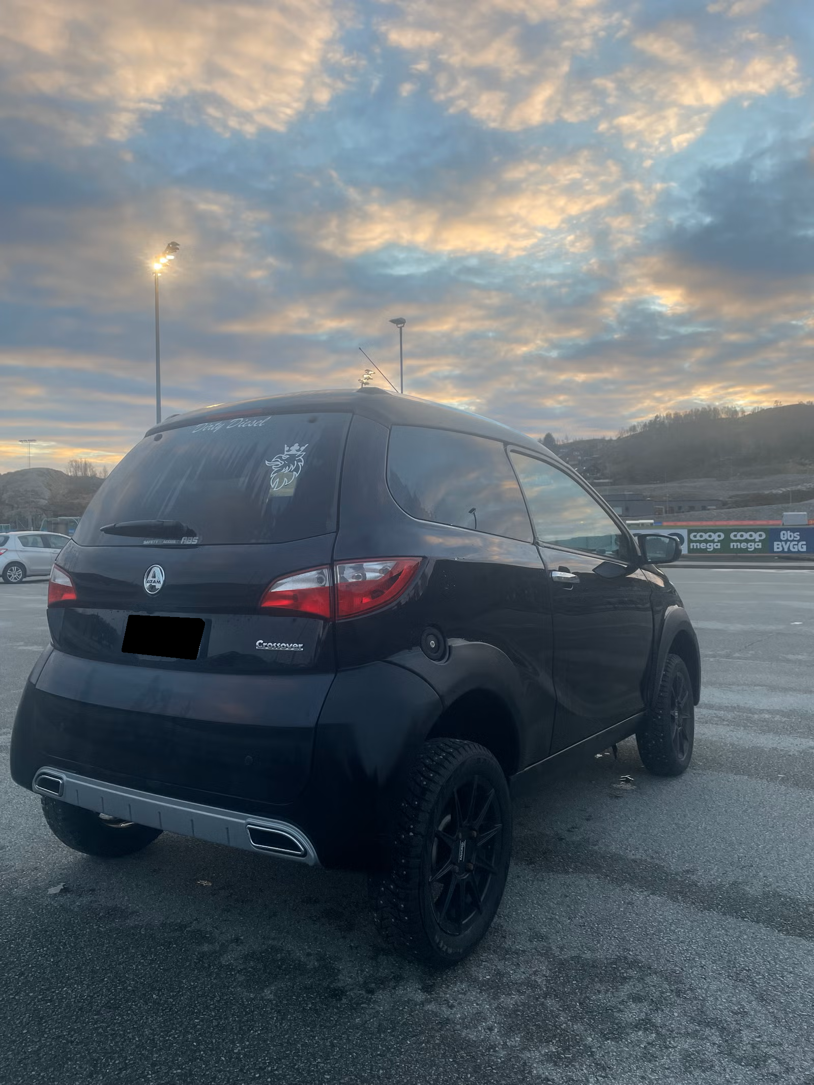 
								Aixam S9 Crossover full									